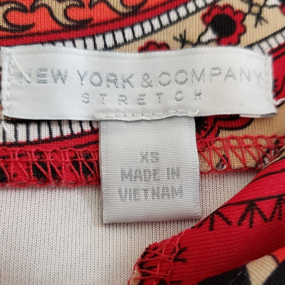 🪻BOGO🪻 New York & Company Red Bell-Sleeve Print Dress Size XS NWOT - Picture 8 of 8